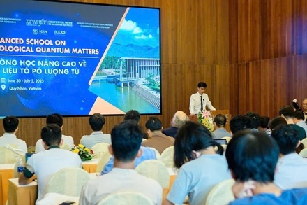 Toàn cảnh lễ khai mạc.