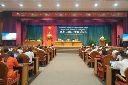 Quang cảnh kỳ họp.