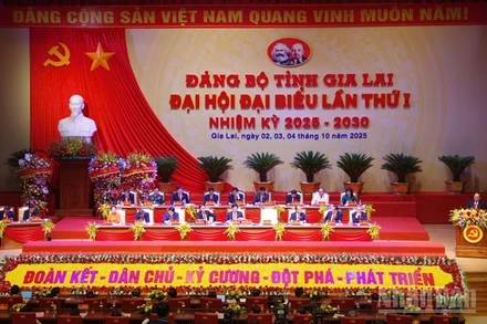 Toàn cảnh phiên bế mạc Đại hội.