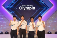 Bốn "nhà leo núi" tràn đầy hứng khởi và sự tự tin khi bước vào trận chung kết (Ảnh: Chương trình Đường lên đỉnh Olympia)