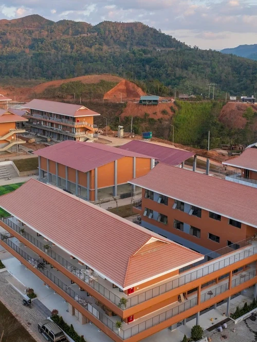 [Ảnh] Hình ảnh trường phổ thông nội trú liên cấp hiện đại bậc nhất vùng biên giới phía bắc