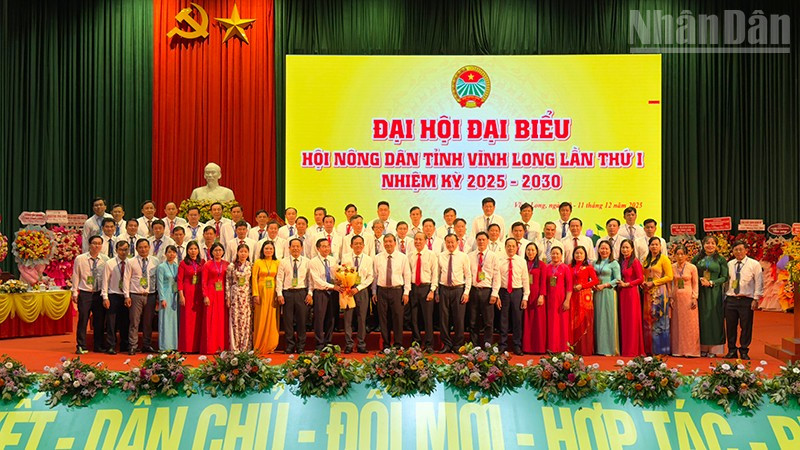 Đại hội ra mắt Ban Chấp hành khóa mới. 