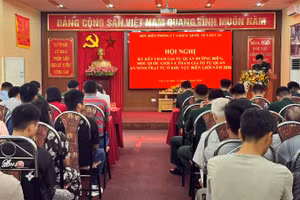 Quang cảnh hội nghị ký kết tự quản đường biên, mốc quốc giới.