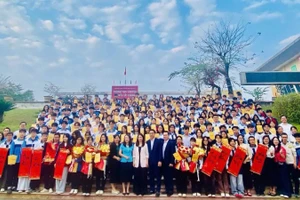 Đoàn học sinh Lào Cai dự Kỳ thi chọn học sinh giỏi quốc gia cấp trung học phổ thông năm học 2025-2026.