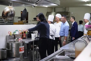 Lào Cai triển khai đồng bộ các giải pháp bảo đảm an toàn thực phẩm dịp Tết và mùa lễ hội xuân năm 2026.