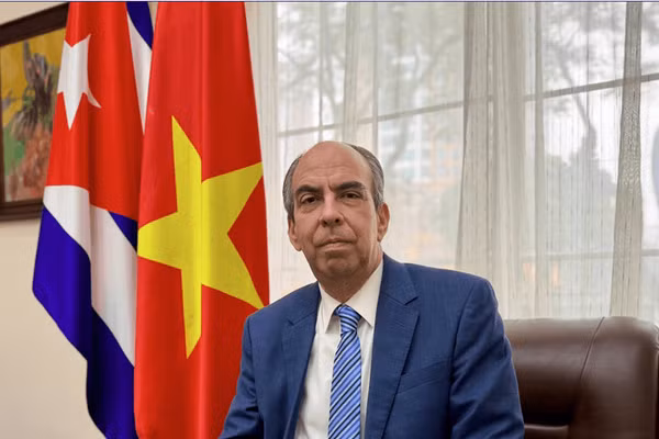 Đại sứ Cuba tại Việt Nam Rogelio Polanco Fuentes.