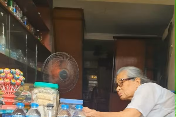 Sức sống vỉa hè