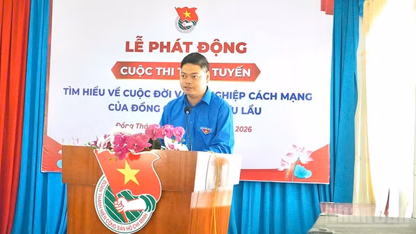 Đồng chí Lê Hoàng Quyết, Bí thư Tỉnh đoàn Đồng Tháp, Trưởng Ban tổ chức cuộc thi phát biểu tại lễ phát động. (Ảnh: HỮU NGHĨA)