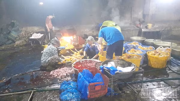 Cơ sở giết mổ động vật tại địa điểm không được đơn vị có thẩm quyền cho phép bị Công an phát hiện, bắt quả tang.