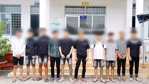 Các đối tượng liên quan tại cơ quan Công an.