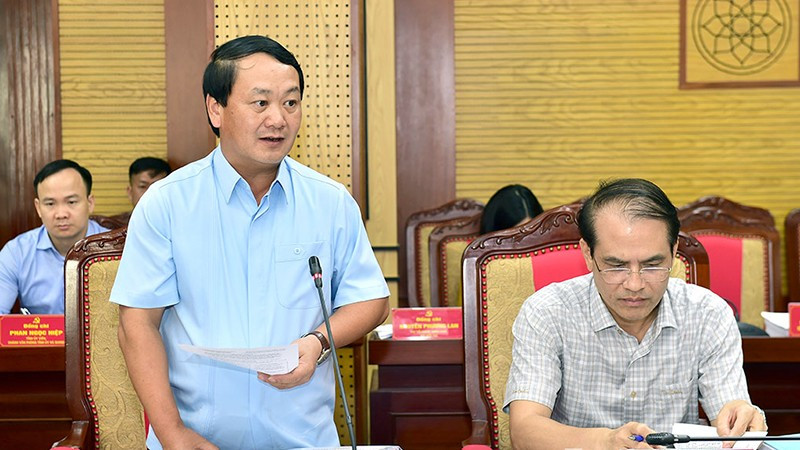 Đồng chí Hầu A Lềnh, Bí thư Tỉnh ủy Hà Giang phát biểu tại buổi làm việc. 444.jpg