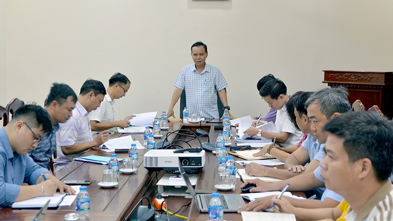 Đoàn công tác của Bộ Nông nghiệp và Môi trường làm việc với Sở Nông nghiệp và Môi trường tỉnh Tuyên Quang về công tác phòng, chống dịch tả lợn châu Phi. anh-1.jpg