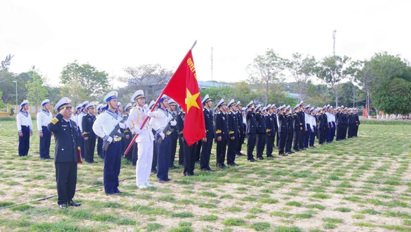 Lễ chào cờ đầu năm của cơ quan, đơn vị tại đất liền.