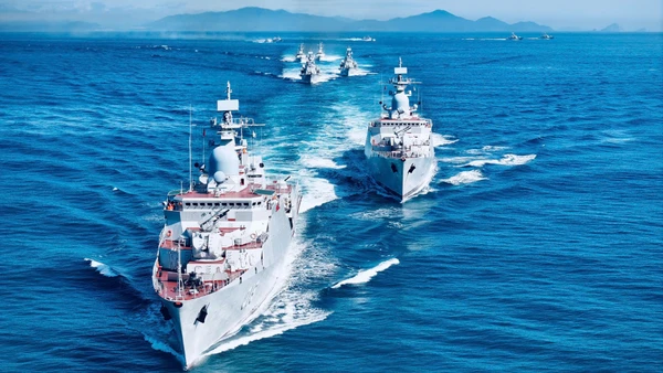 Biên đội tàu chiến đấu mặt nước của Vùng 4 Hải quân sẵn sàng bảo vệ chủ quyền biển, đảo của Tổ quốc.