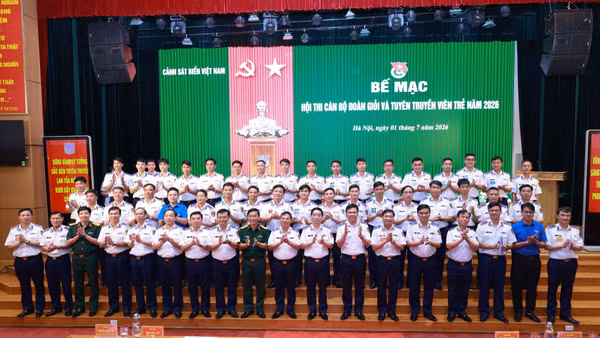 Các đại biểu tại lễ bế mạc.