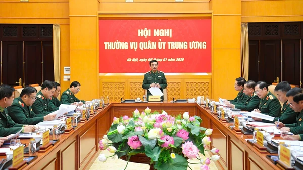 Đại tướng Phan Văn Giang chủ trì hội nghị Thường vụ Quân ủy Trung ương.