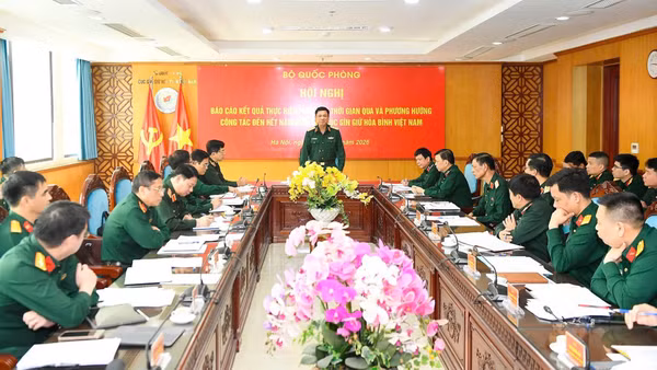 Thượng tướng Nguyễn Trường Thắng chủ trì Hội nghị. 