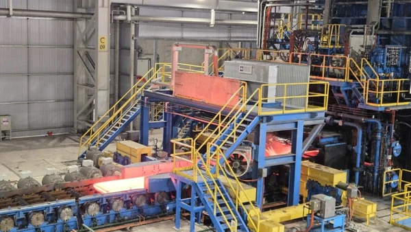 Dây chuyền sản xuất thép tại Nhà máy thép Hòa Phát Dung Quất (Quảng Ngãi).