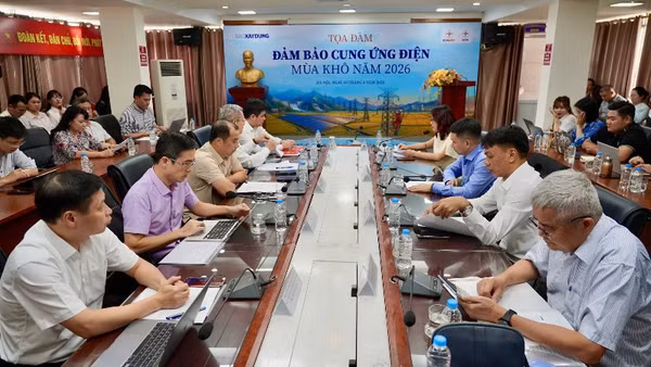 Toàn cảnh tọa đàm.