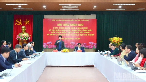 Quang cảnh hội thảo. (Ảnh: PHẠM CƯỜNG)