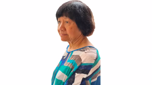 Họa sĩ Đặng Thị Khuê.