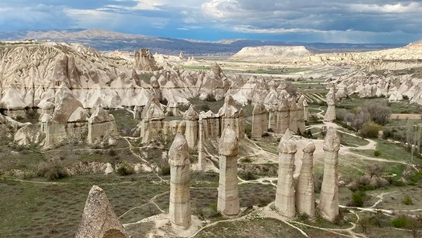 Vẻ đẹp siêu thực của thung lũng nấm đá Cappadocia.