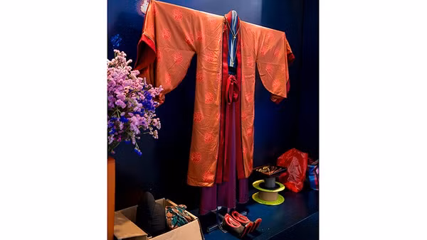 Tác phẩm cổ phục của nhóm Kinh Bắc Legacy và họa sĩ Cao Việt Nguyễn trưng bày trong Hội thảo khoa học về Trang phục - Cổ phục Thời Đinh. Nguồn ảnh | BHD