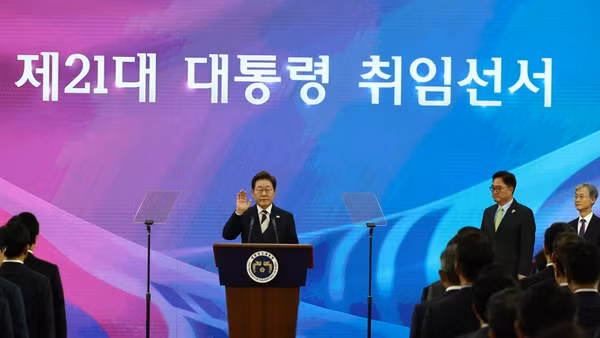 Tổng thống Hàn Quốc Lee Jae Myung tuyên thệ.