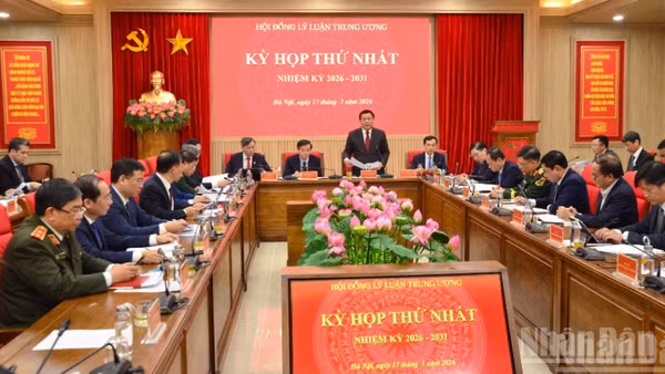 Khai mạc kỳ họp thứ nhất, nhiệm kỳ 2026-2031 của Hội đồng Lý luận Trung ương. (Ảnh: PHẠM CƯỜNG)