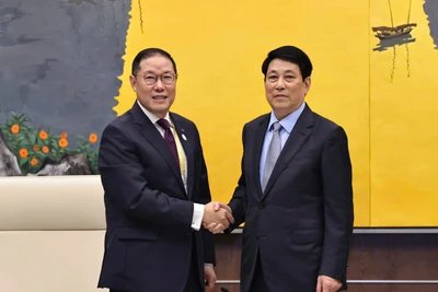 Chủ tịch nước Lương Cường tiếp Chủ tịch Hội đồng tư vấn kinh doanh APEC 2025.