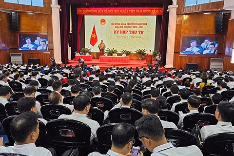 Quang cảnh kỳ họp Hội đồng nhân dân tỉnh Thanh Hóa.