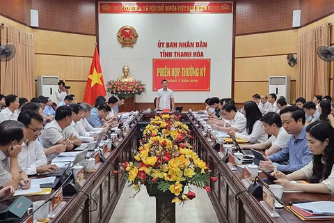 Quang cảnh phiên họp Ủy ban nhân dân tỉnh Thanh Hóa thường kỳ tháng 7. (Ảnh: MAI LUẬN)