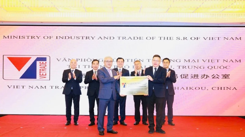 Việt Nam Khai Trương Văn Phòng Xúc Tiến Thương Mại Tại Hải Khẩu, Hải Nam