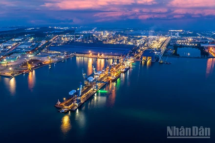 Quảng Ngãi tập trung đẩy mạnh công nghiệp hóa, hiện đại hóa gắn với cơ cấu lại nền kinh tế và đổi mới mô hình tăng trưởng, phát triển nhanh và bền vững.