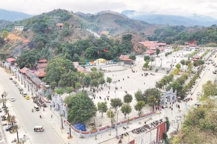 Di tích lịch sử văn hóa quốc gia đền Bảo Hà được trùng tu, mở rộng, tạo thuận lợi cho du khách chiêm bái, tham quan.