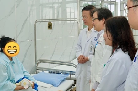 Mẹ con chị V đã được ra viện chiều 11/11. 