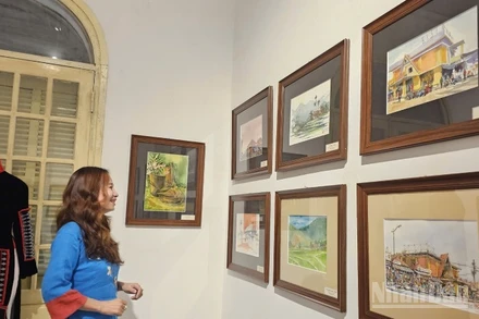 Triển lãm trưng bày gần 150 tác phẩm ký họa.