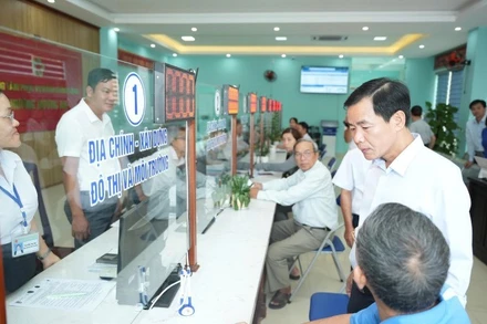 Sáng 18/6, Ủy ban nhân dân thành phố Huế bắt đầu vận hành thử nghiệm mô hình chính quyền địa phương hai cấp.