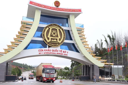 Cửa khẩu quốc tế Bờ Y, lợi thế của tỉnh Quảng Ngãi trong việc kết nối hành lang kinh tế đông-tây.