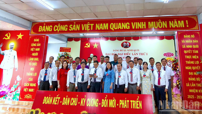 Ra mắt Ban Chấp hành Đảng bộ xã Ninh Quới nhiệm kỳ 2025-2030. ndo_br_ninh-quoi-11-1856.jpg