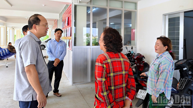 Một xã ven biển ở Cà Mau còn thiếu hàng chục biên chế ndo_br_tan-thuan-6-4219.jpg