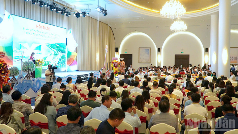Hội thảo quy tụ đông đảo các nhà quản lý, chuyên gia và doanh nghiệp hàng đầu về du lịch. ndo_br_anh-14-7405.jpg