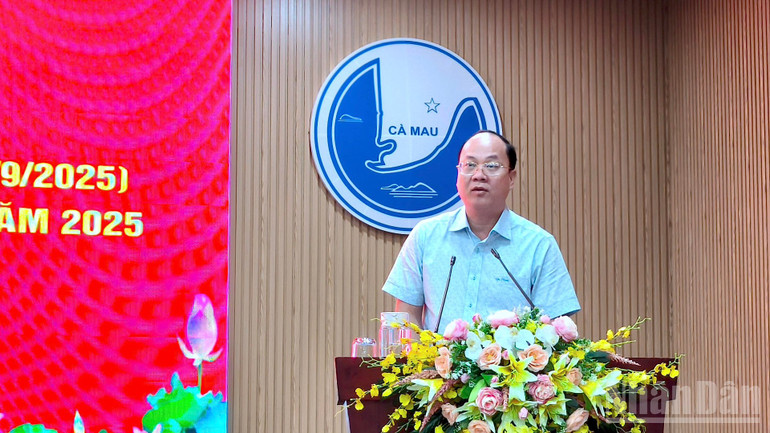 Bí thư Tỉnh ủy Cà Mau Nguyễn Hồ Hải phát biểu kết luận tại hội nghị. ndo_br_vuong-mac-3-7102.jpg