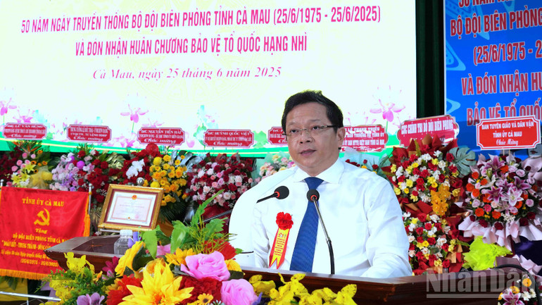 Phó Bí thư Thường trực Tỉnh ủy Cà Mau Nguyễn Đức Hiển phát biểu tại buổi lễ kỷ niệm. ndo_br_bp-7-5794.jpg