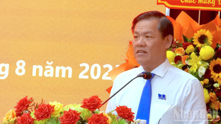 Ủy viên Ban Thường vụ Tỉnh ủy, Phó Trưởng Ban Thường trực Ban Tổ chức Tỉnh ủy Cà Mau Lê Minh Ý phát biểu chỉ đạo tại đại hội. ndo_br_dd-9-249.jpg