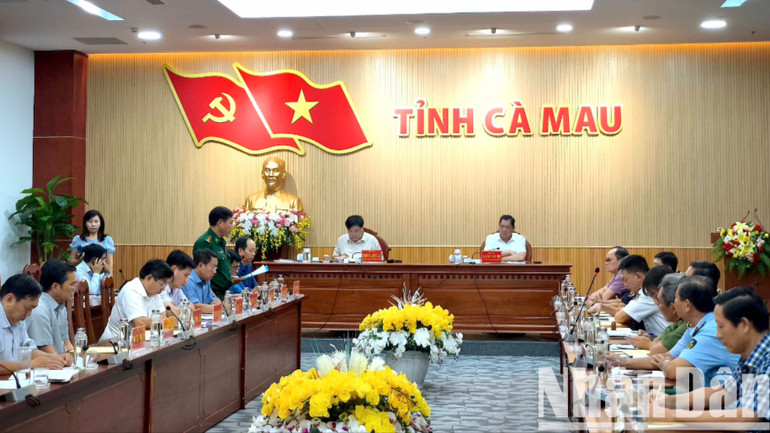 Cà Mau tổ chức hội nghị sơ kết đánh giá tình hình thực hiện cao điểm đấu tranh ngăn chặn, đẩy lùi tình trạng buôn lậu, gian lận thương mại. hang-gian-1-41.jpg