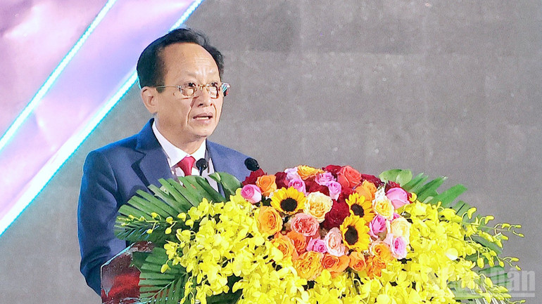 Ngày hội Cua Cà Mau, quyết tâm nâng tầm thương hiệu quốc gia “Hương rừng-Vị biển” ndo_br_khai-mac-15-1125.jpg