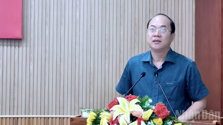 Bí thư Tỉnh ủy Cà Mau Nguyễn Hồ Hải phát biểu chỉ đạo kết luận tại Hội nghị. ndo_br_anh-1-3192.jpg