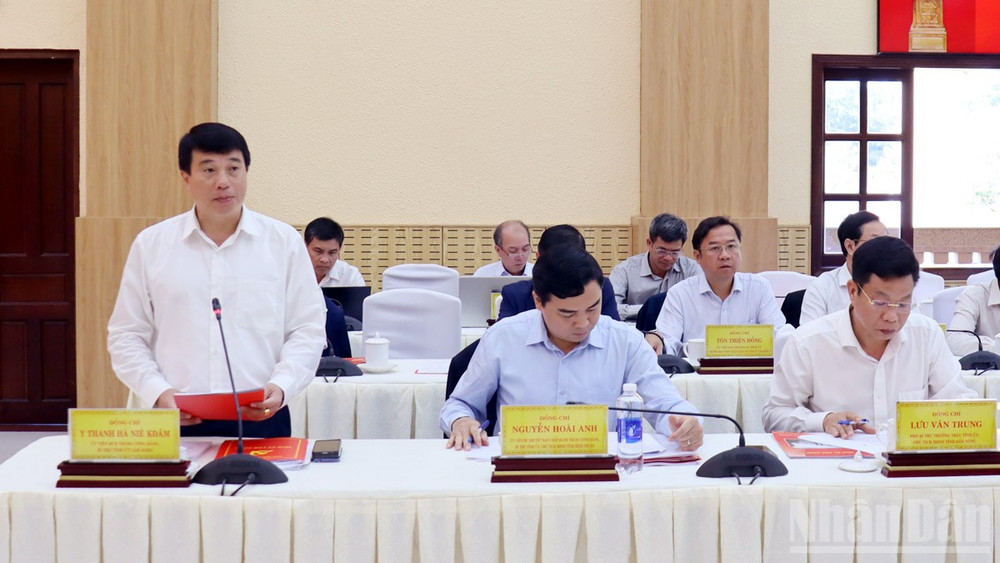 Đồng chí Y Thanh Hà Niê Kđăm, Trưởng Ban chỉ đạo thực hiện hợp nhất tỉnh Lâm Đồng, Bình Thuận và Đắk Nông. ndo_br_3.jpg