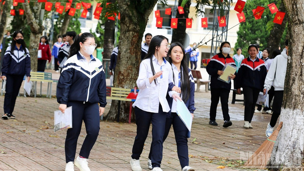 Học sinh Lâm Đồng bước vào kỳ thi tốt nghiệp trung học phổ thông năm 2025. ndo_br_1.jpg